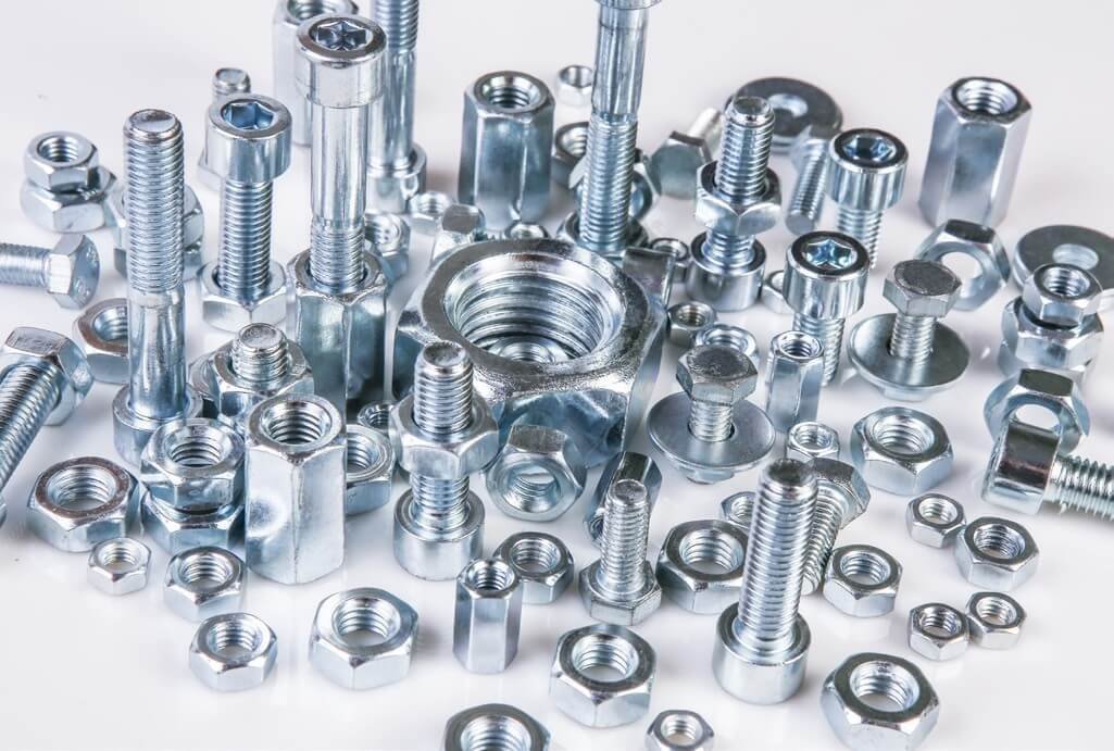 Electroplating of fasteners